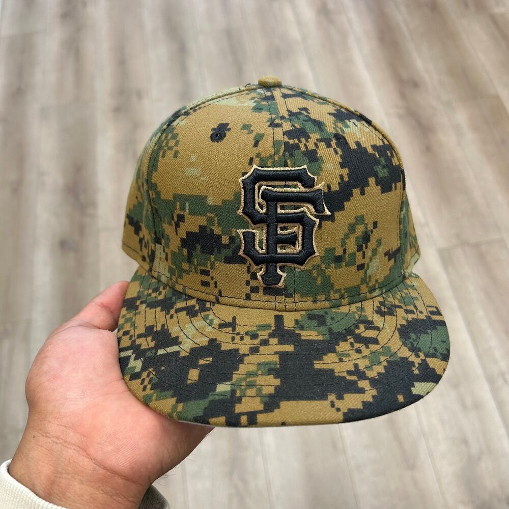 New Era 59FIFTY San Francisco Giants digi camo fitted hat cap size 7 1/4 B25 - Picture 2 of 6